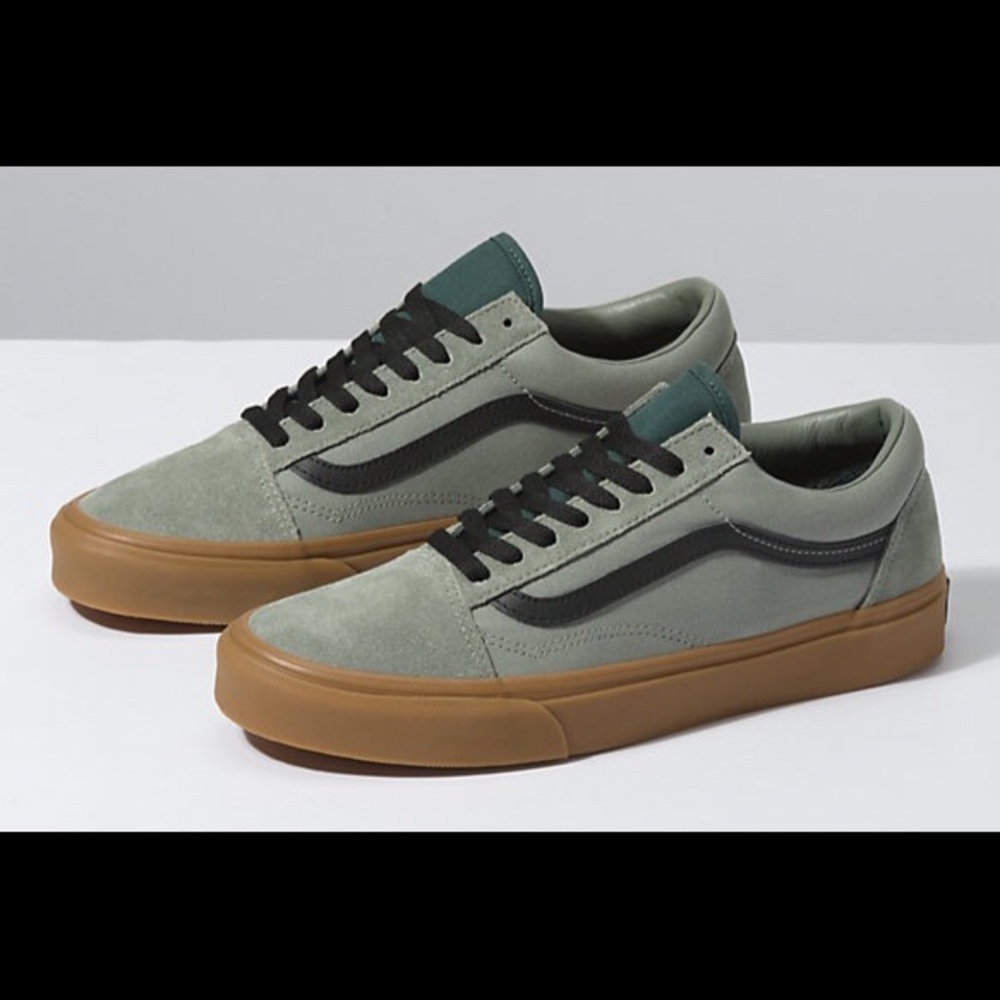 Vans Old Skool Women’s Green Low Top Shoes